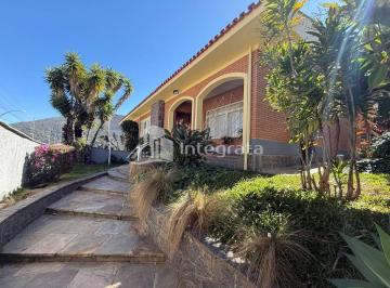Casa · 262m² · 3 Quartos · 2 Vagas · Casa com 3 quartos à Venda, Jardim dos Estados - Poços de Caldas