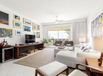 1 sala · Apartamento de 184m2 com 5 quartos sendo 4 suítes na Ponta das Canas