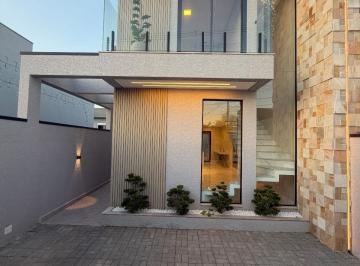 Foto 01 · Residência moderna e fino acabamento de 3 suítes e piscina no Villas do Jaguari
