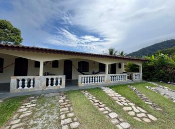 Casa de 1 quarto, São Sebastião · casa em um residencial para Alugar em Boiçucanga – Próximo à Praia