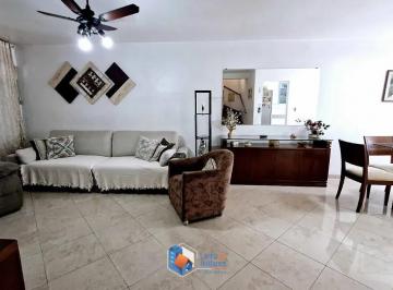 9e411d76-e455-4408-b2db-16b74ebb6759.jpg · Sobrado para venda em Jardim Santo Amaro com 3 quartos, sendo 1 suíte, 147m²