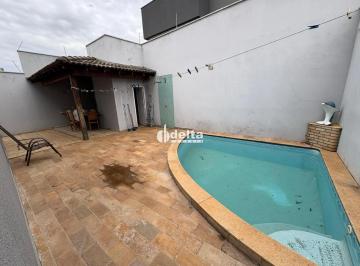 Photo 1 · Casa residencial disponível para locação no bairro Santa Mônica em Uberlândia-MG.