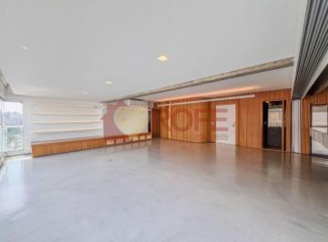 Apartamento · 165m² · 3 Quartos · 3 Vagas · Apartamento Reformado à Venda no Brooklin | 165 m² | 3 Suítes | 3 Vagas | Condomínio Clube