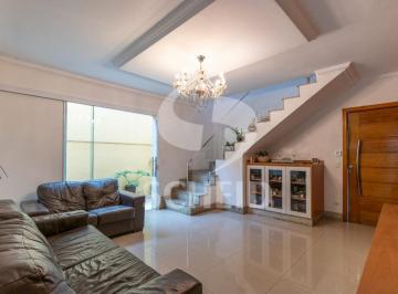 Casa · 125m² · 3 Quartos · 3 Vagas · Casa á Venda em Interlagos com 125m², 3 quartos sendo 3 suítes, 3 vagas.