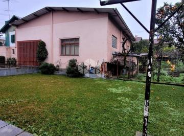706380_i3u5W4XQX8Bg91_706380689650588f99a.jpg · Um Linda casa, com 3 quartos de 2 pisos com um pavilhão ao lado .