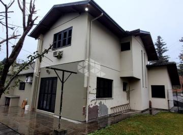 706380_i3u5W4XQX8Bg91_70638068964fef90488.jpg · Um Linda casa, com 3 quartos de 2 pisos com um pavilhão ao lado .