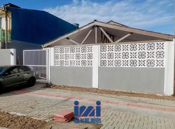 24616984_4.jpg · Casa em Guaratuba com 4 quartos
