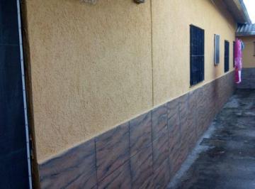 Casa · 125m² · 2 Quartos · 1 Vaga · Casa Padrão em Mongaguá