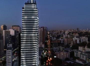 Apartamento · 193m² · 3 Quartos · 4 Vagas · Apartamento luxuoso e de alto padrao com vista para o Parque Barigui no 27o andar do Casa Milano Cur