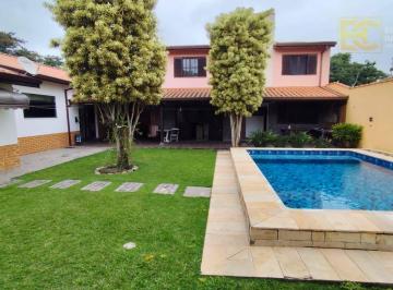 814ae5d181690add0b2c32f5b3feaa0552a9f0ab · Casa térrea com piscina á 600m do mar á venda - Centro - Peruíbe/SP