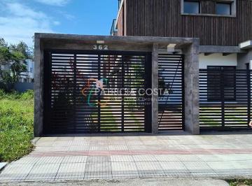 Casa · 92m² · 2 Quartos · 1 Vaga · Casa em Jardim Panoramico, Garopaba/SC
