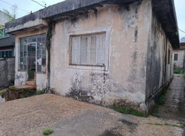 b0810e26a075b72db75c5928aa8f0b354958e78b · Casa residencial térrea e respectivo terreno com 300,00 metros quadrados, Parque Novo Oratório - San