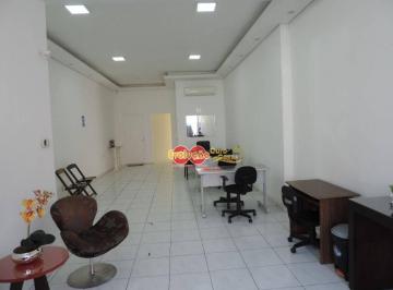 d8a40a57c3a1209b763e000e539a27bd39b18baa · Salão Comercial / Centro