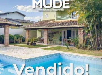 6e283d446fc63784d58aaa01cdda841f961aabfa · CASA LAGO NORTE / QI 5 / 5 SUÍTES