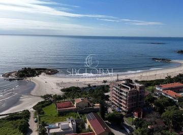 Apartamento · 219m² · 3 Quartos · 3 Vagas · Cobertura Duplex com vista para mar e 03 suítes no Residencial PedraBella em Itapoá-SC