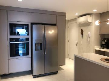 Apartamento de 3 quartos, São Paulo · Apartamento de Luxo com 3 suites / Acabamento de Alto padrão / Cyrela