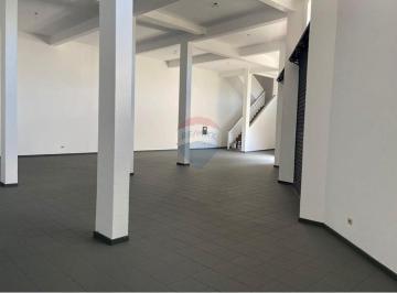 Comercial · 350m² · 1 Vaga · Galpão Ideal em São Paulo: Localização Estratégica