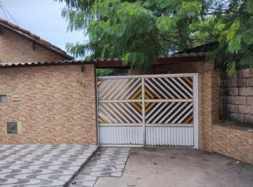 03 3f99c73672e6731862b492b476276a09.jpg · Casa no Maracanã com 2 dormitórios a 350 metros da praia. 2 Quartos, 1 Suite, 4 Vagas,