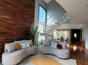 Casa · 274m² · 3 Quartos · 6 Vagas · Condomínio com 3 quartos à venda em Aruã - SP