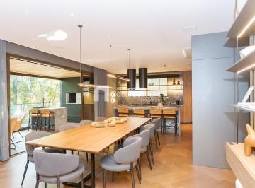 Apartamento · 221m² · 3 Quartos · 3 Vagas · Apartamento no Bigorrilho com 3 suítes e varanda g