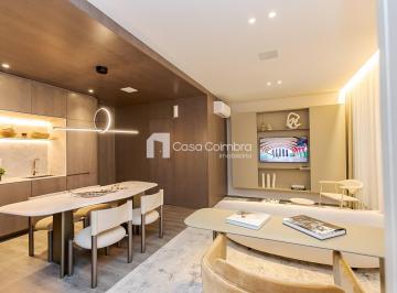 Apartamento · 61m² · 1 Quarto · 1 Vaga · Apartamento no Batel com sacada ampla próximo à Pr