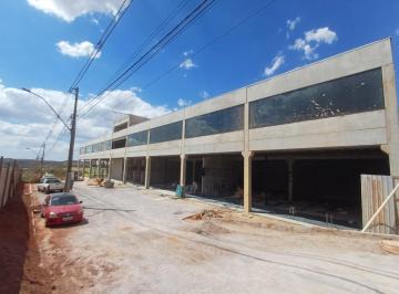 Comercial , São Sebastião · Excelente loja com 290m2 frente ao futuro Alto Mangueiral São Sebastião