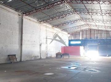 Comercial · 443m² · Salão para alugar em Campinas, Centro, com 443 m²