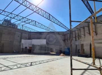 Comercial · 574m² · 10 Vagas · Salão para alugar em Campinas, Botafogo, com 574 m²