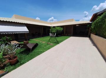Casa · 430m² · 2 Quartos · 4 Vagas · Casa à venda em Campinas, Parque dos Pomares, com 2 suítes, com 430 m²