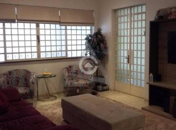 Casa · 169m² · 2 Quartos · 2 Vagas · Casa à venda em Campinas, Centro, com 2 suítes, com 169 m²