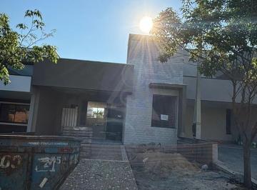 Casa · 180m² · 3 Quartos · 2 Vagas · Casa à venda em Paulínia, Vila Monte Alegre, com 3 quartos, com 180 m², Terras da Estância