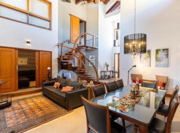 Casa · 450m² · 4 Quartos · 4 Vagas · Casa para alugar em Campinas, Loteamento Alphaville Campinas, com 4 suítes, com 450 m²