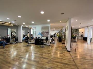 Comercial · 636m² · 40 Vagas · Salão à venda e para alugar em Campinas, Cambuí, com 636 m²