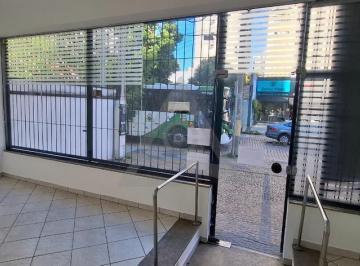 Comercial · 235m² · 4 Vagas · Salão à venda e para alugar em Campinas, Cambuí, com 235 m²