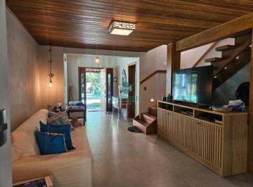Hall social moderno e iluminado | Borges Realty · Casa duplex à venda no Condomínio Fazenda Praia do Forte - 4 suítes, 169m² em terreno de 450m² na Pr