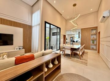 Casa de 3 quartos, Itapetininga · Casa com 3 quartos, 200 m² - Condomínio Golden Ville - Itapetininga/SP