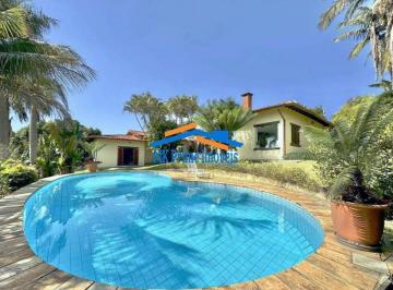 Casa · 368m² · 5 Quartos · 6 Vagas · Casa em Cond. Vila Velha - Rústica/TÉRREA em 4 lotes, 5 dorm/3ste, piscina!