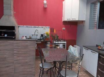 Casa · 2 Quartos · Casa com Suíte na Zona Oeste