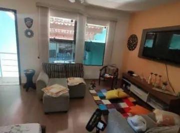 Casa · 2 Quartos · Casa com Edícula na Zona Leste