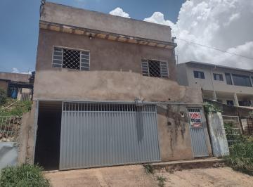 Casa de 3 quartos, Águas Claras · SOBRADO EM FASE DE ACABAMENTOS