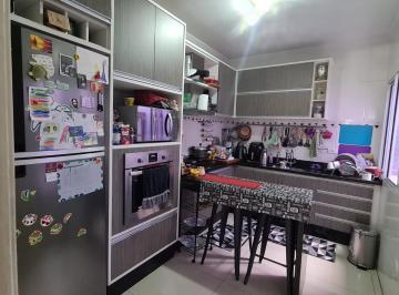 IMG_20260623_031930_000.jpeg · Excelente casa para venda em Vila Guilhermina com 2 quartos, sendo 1 suíte, 90m² - urban#ULLRB