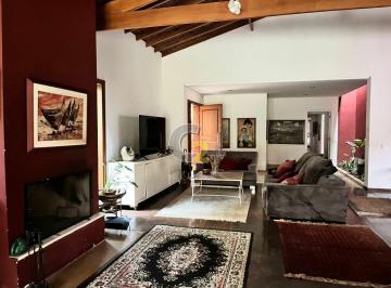 Casa · 800m² · 4 Quartos · 4 Vagas · Casa á venda no Campo Belo, 4 quartos, 3 suítes, 4 vagas de garagem.