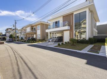 Casa · 346m² · 4 Quartos · 5 Vagas · Casa em Condomínio / Santa Felicidaade / 4 Suítes