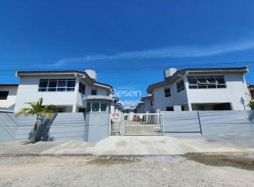Casa · 111m² · 3 Quartos · 1 Vaga · Sobrado com 3 quartos