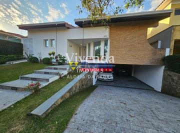 Casa · 340m² · 3 Quartos · 6 Vagas · Imóvel disponível para locação em Aldeia da Serra