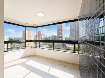 Apartamento · 105m² · 3 Quartos · 2 Vagas · Apartamento reformado na Vila Clementino, Próximo do metrô e Parque Ibirapuera