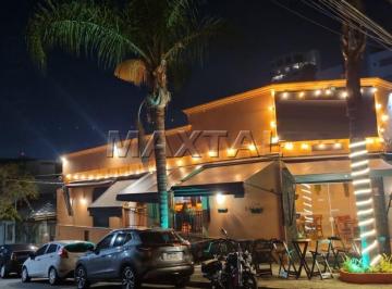 Comercial · 230m² · Imóvel comercial à venda de 230m² com 2 lojas independentes, na Santa Terezinha.