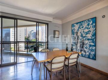 Apartamento · 220m² · 3 Quartos · 4 Vagas · Apartamento á Venda no Morumbi com 220m², 3 quartos sendo 3 suítes, 4 vagas.