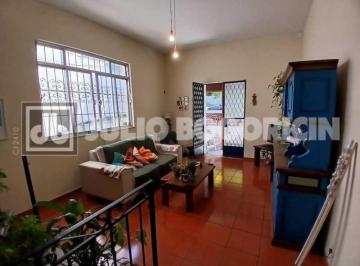 Casa · 170m² · 6 Quartos · 2 Vagas · Taquara/ Jacarepaguá/ Casa de rua com terreno de 690M²/ 05 dormitórios/ 02 vagas