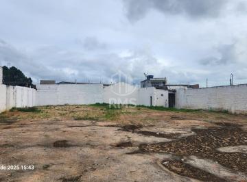 Terreno · 700m² · ALUGA-SE TERRENO MURADO NO BAIRRO BRASILIA, ARAPIRACA - AL